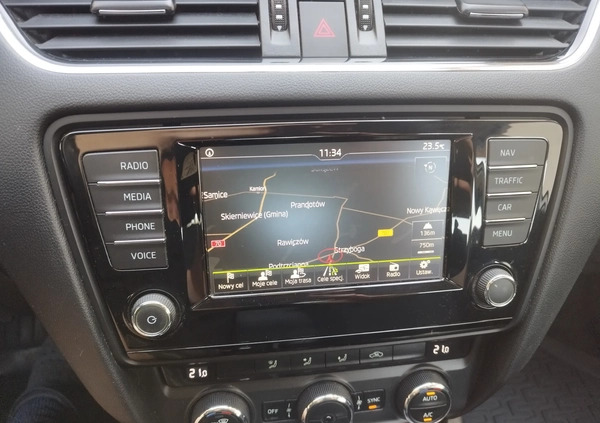 Skoda Octavia cena 34900 przebieg: 268000, rok produkcji 2015 z Skierniewice małe 529